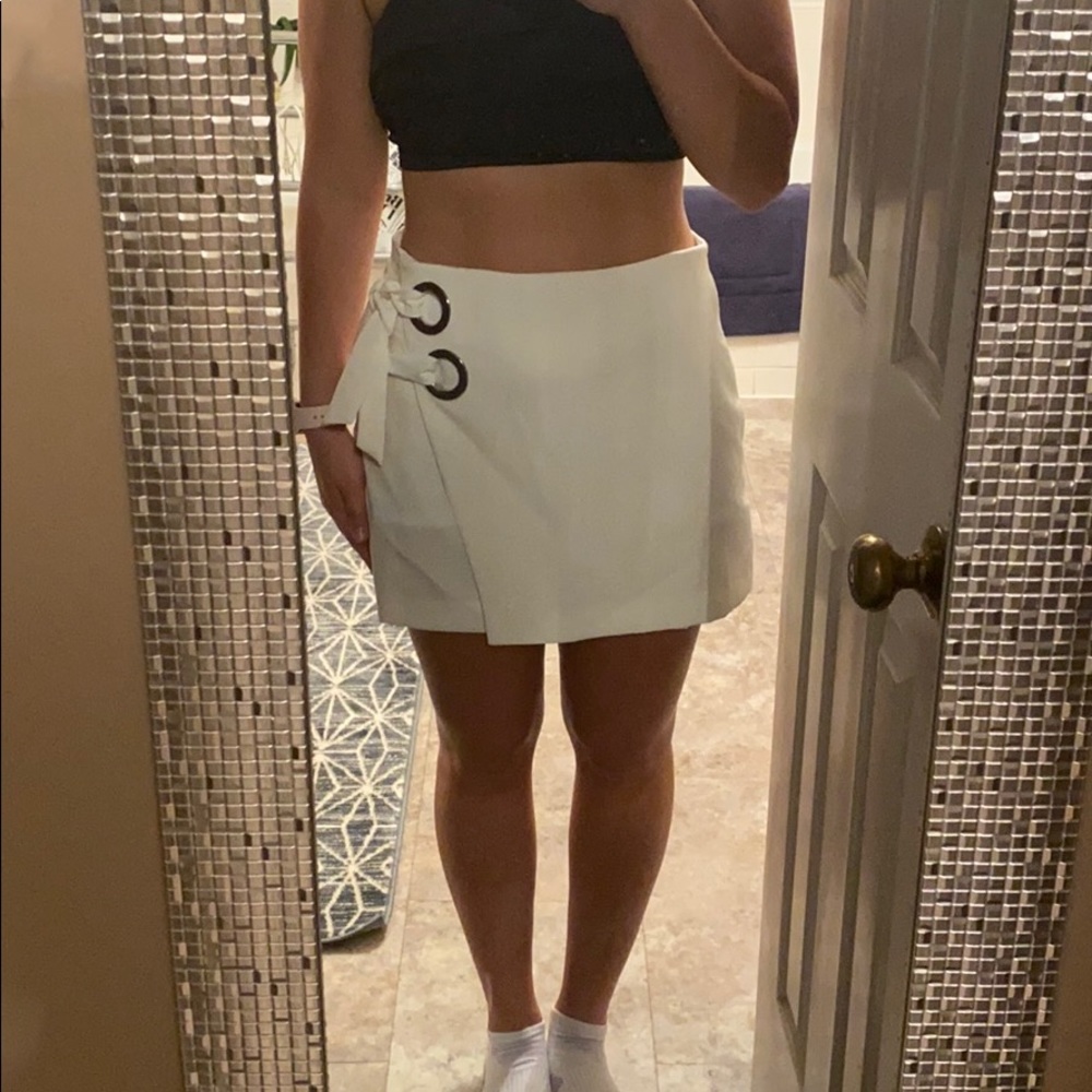 White envelope skort!